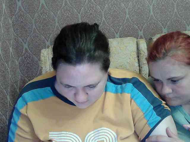 HollyXEva webcam