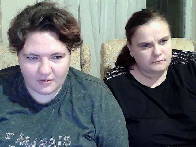 HollyXEva webcam