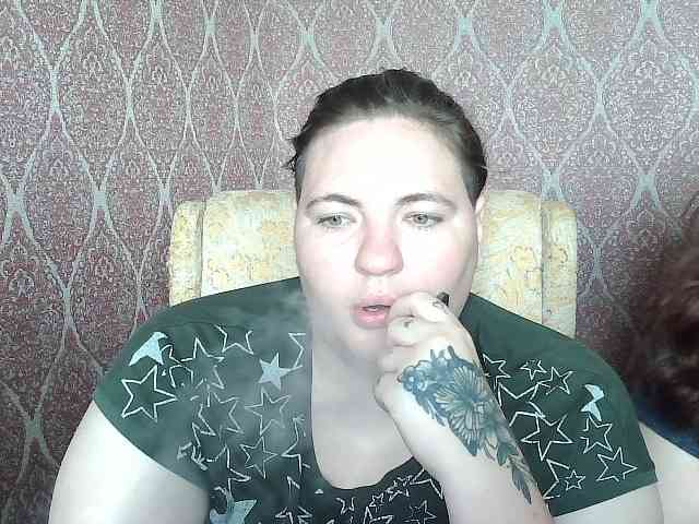 HollyXEva webcam