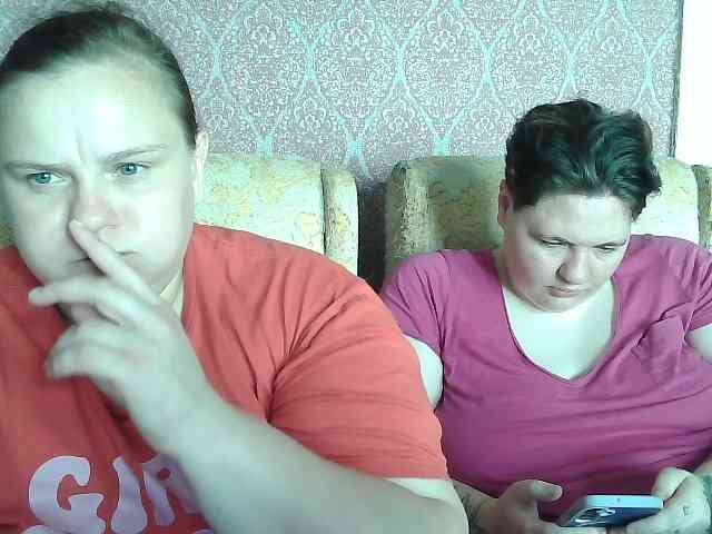 HollyXEva webcam