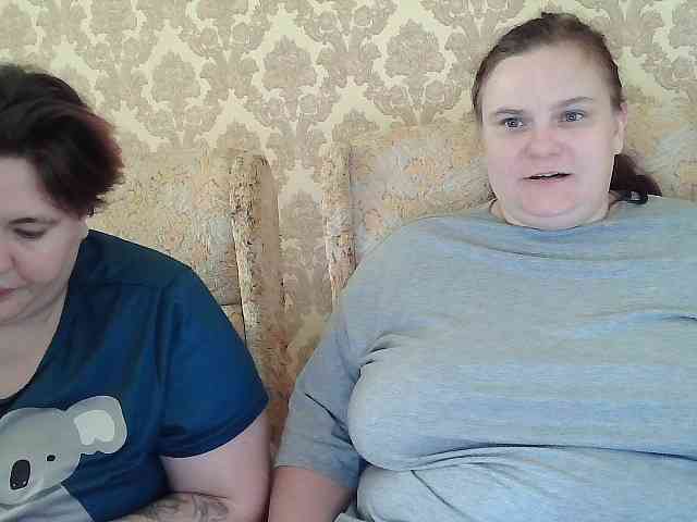 HollyXEva webcam