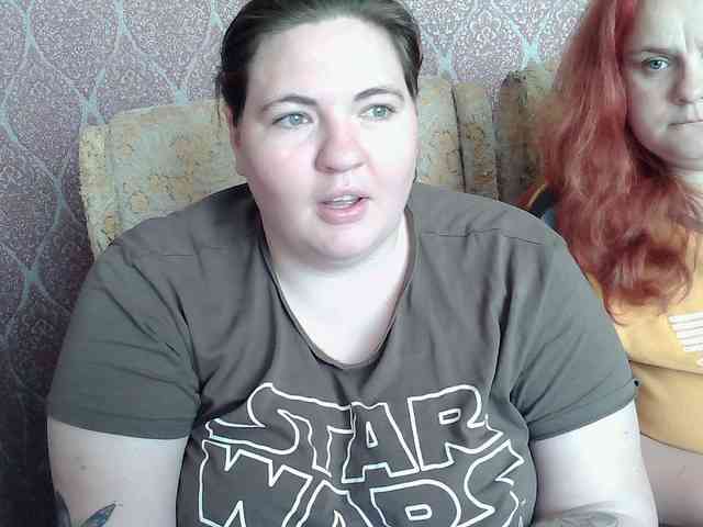 HollyXEva webcam