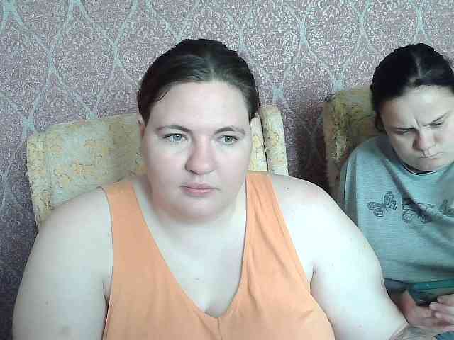 HollyXEva webcam