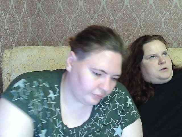 HollyXEva webcam