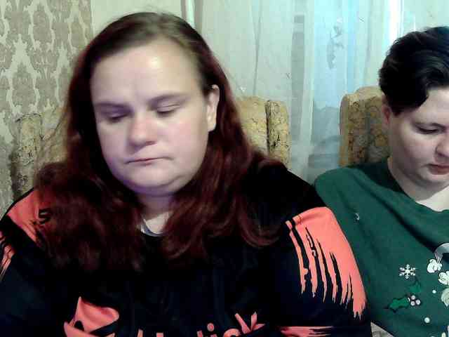 HollyXEva webcam