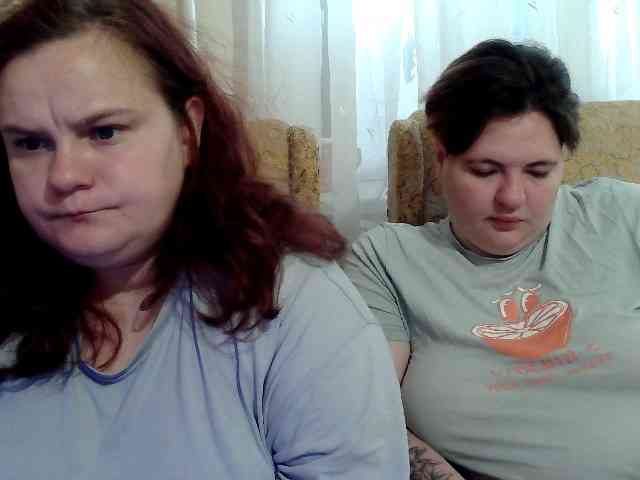 HollyXEva webcam