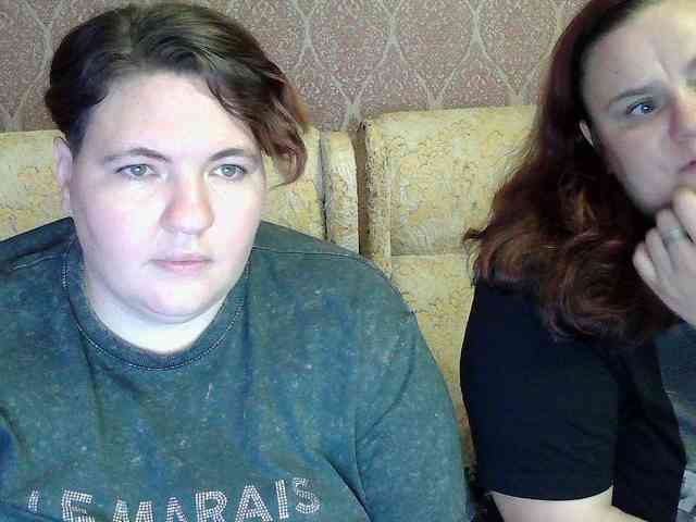 HollyXEva webcam
