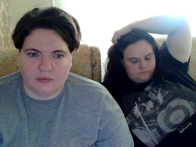 HollyXEva webcam