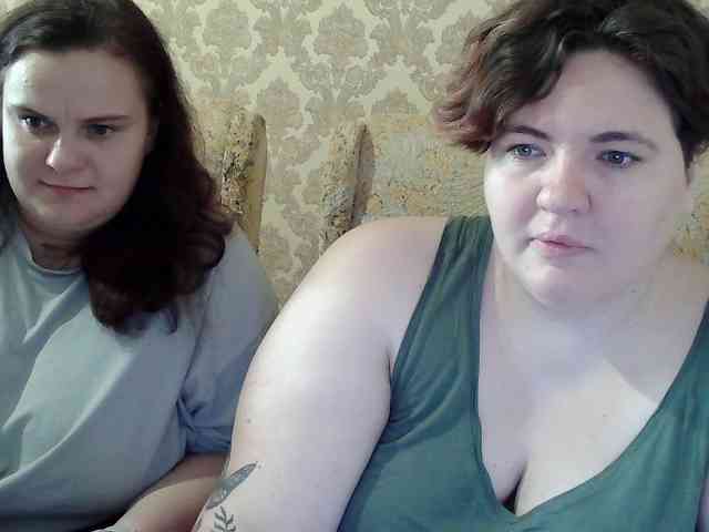HollyXEva webcam