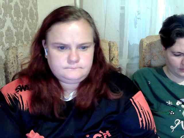 HollyXEva webcam