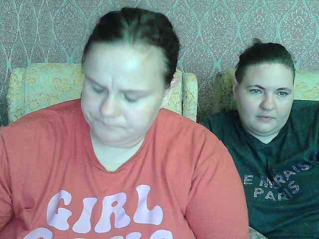 HollyXEva webcam