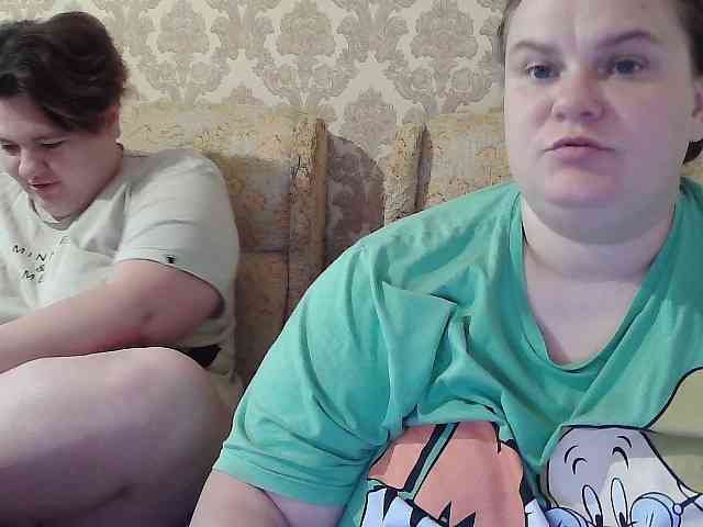 HollyXEva webcam