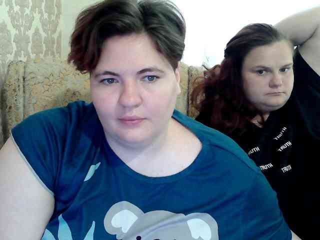Модель: HollyXEva