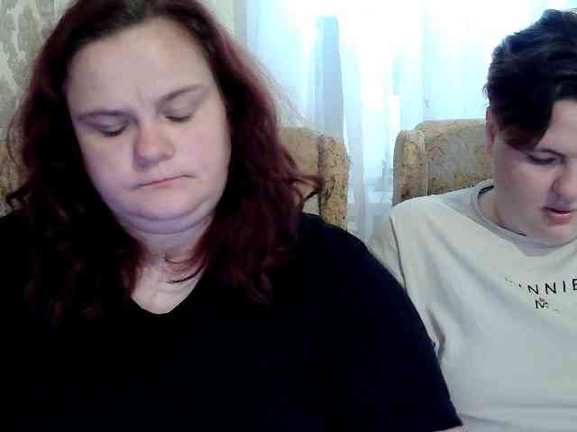 HollyXEva webcam