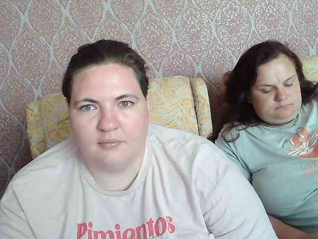 HollyXEva webcam