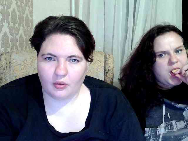 HollyXEva webcam