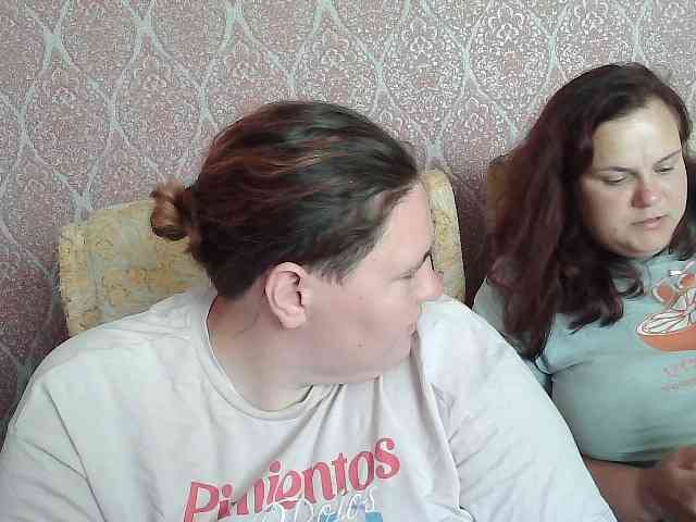 HollyXEva webcam