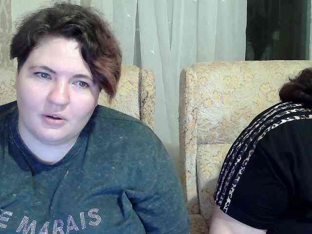 HollyXEva webcam