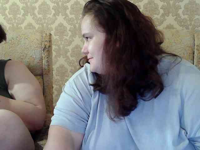 HollyXEva webcam