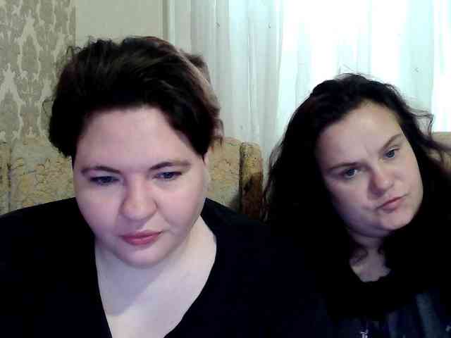 HollyXEva webcam