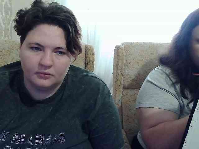 Модель: HollyXEva