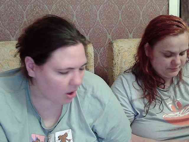 HollyXEva webcam