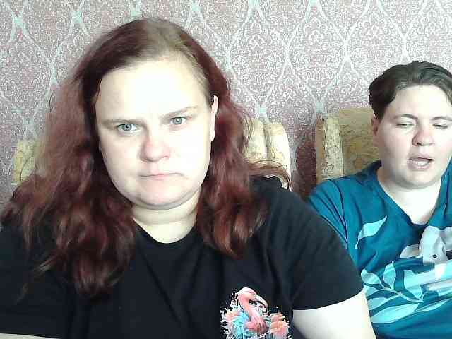 HollyXEva webcam