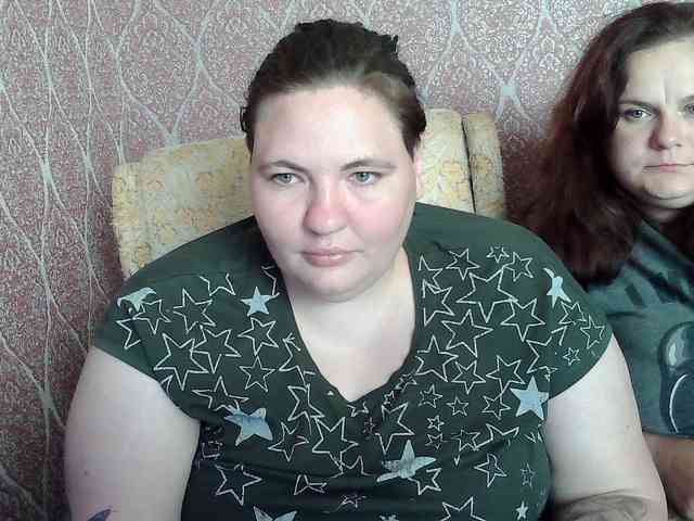 HollyXEva webcam