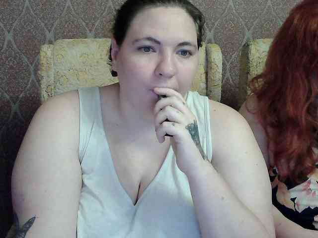 HollyXEva webcam