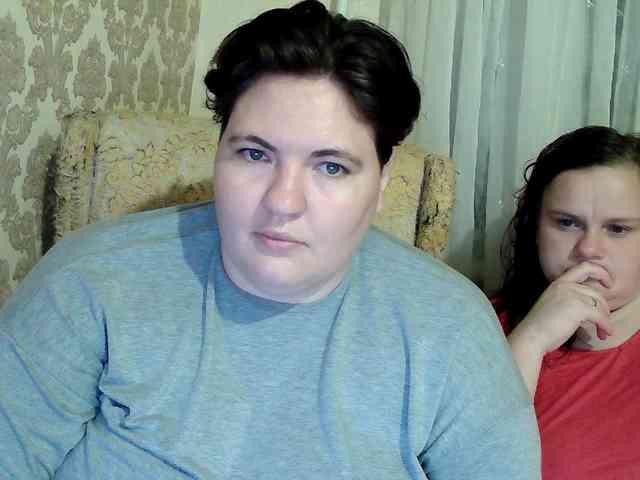 HollyXEva