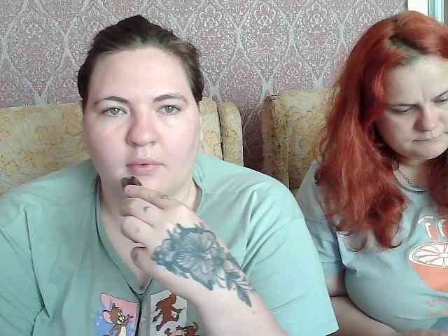 HollyXEva webcam
