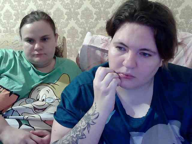 Модель: HollyXEva