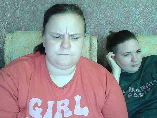 HollyXEva webcam