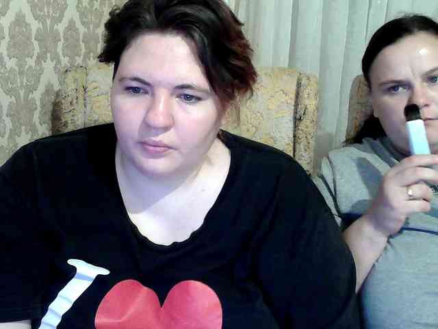 HollyXEva webcam