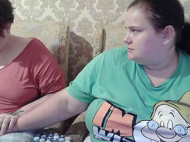 HollyXEva webcam