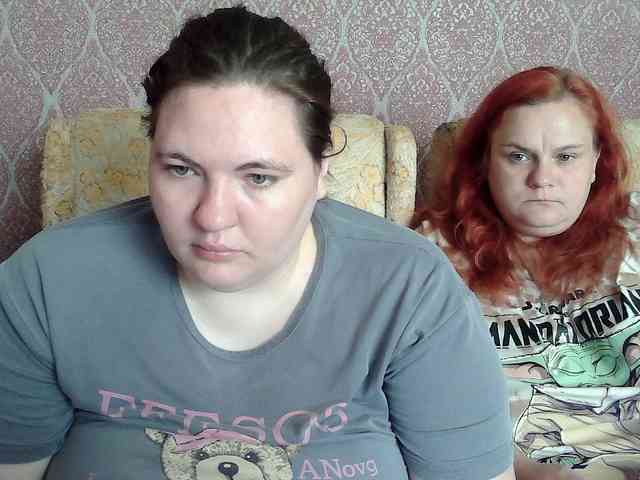 HollyXEva webcam