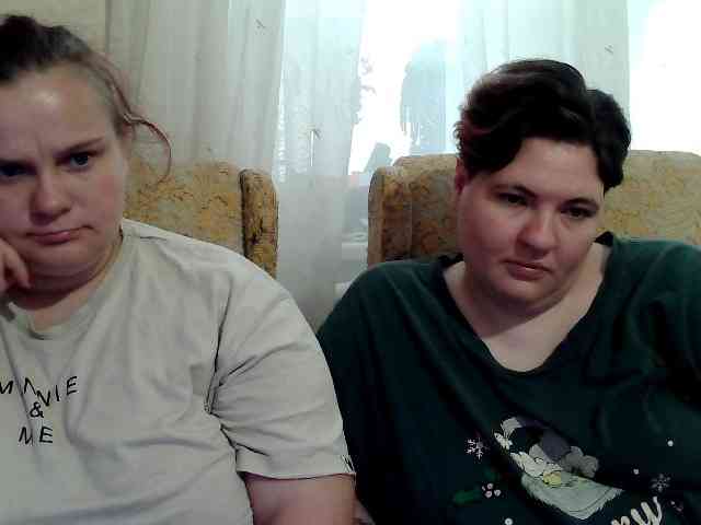 HollyXEva webcam