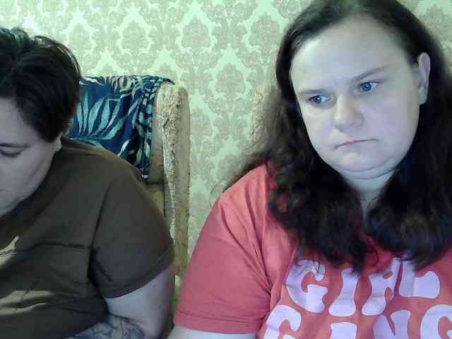 HollyXEva webcam