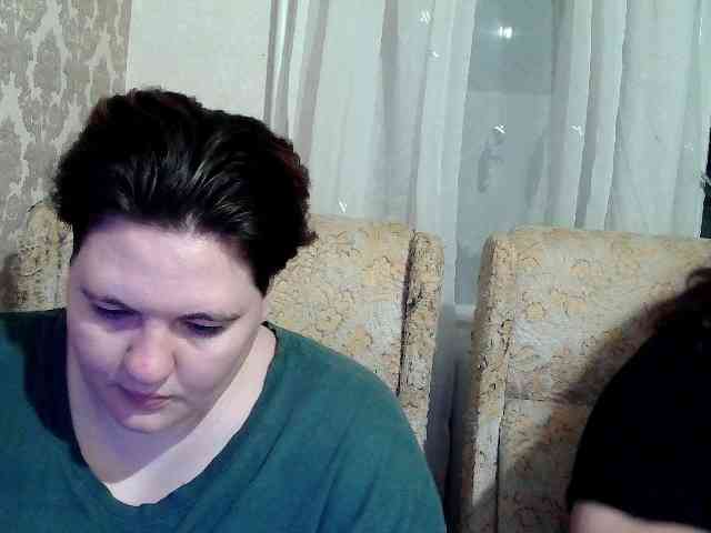 HollyXEva webcam