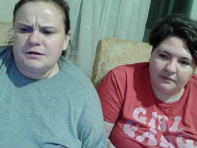 HollyXEva webcam