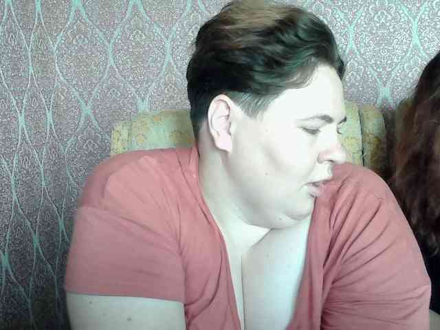 HollyXEva webcam