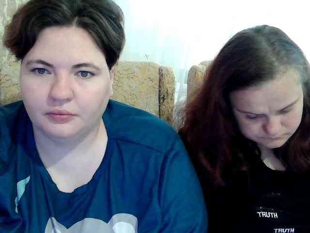 HollyXEva webcam