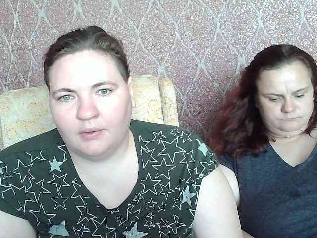 HollyXEva webcam