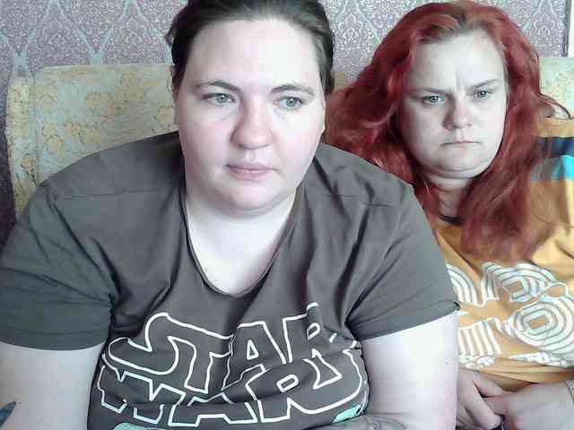 HollyXEva webcam