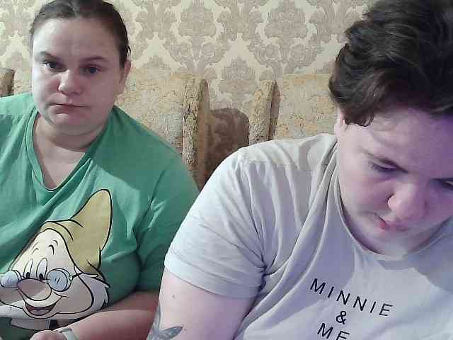HollyXEva webcam