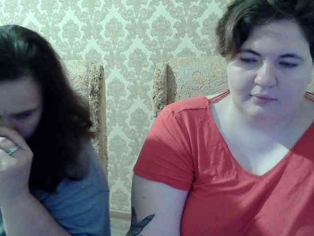 HollyXEva