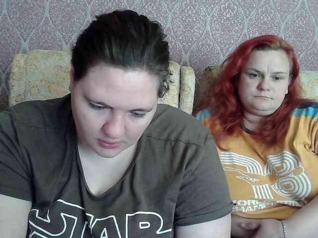 HollyXEva webcam