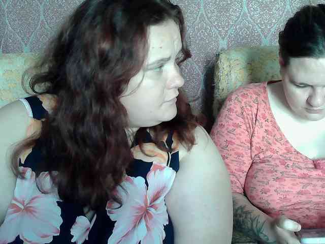 HollyXEva webcam