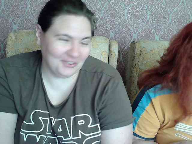 HollyXEva webcam
