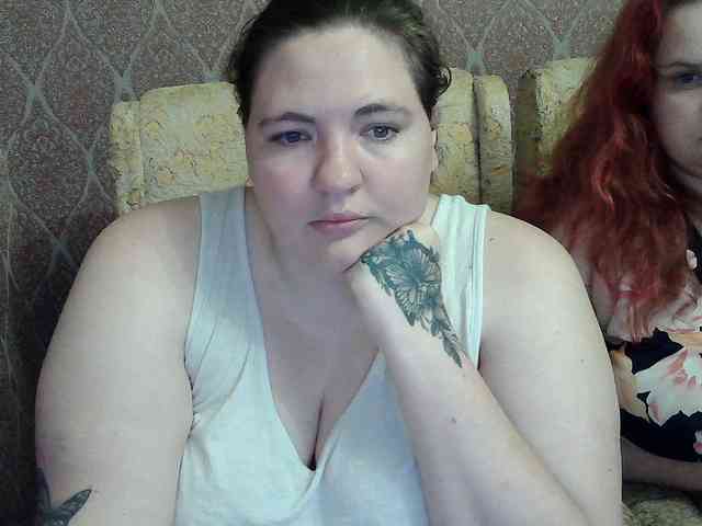 HollyXEva webcam